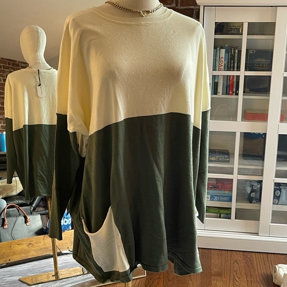 FEHRNVI Andi Sweater in Hunter Green :: Sz S/M - Picture 6 of 9